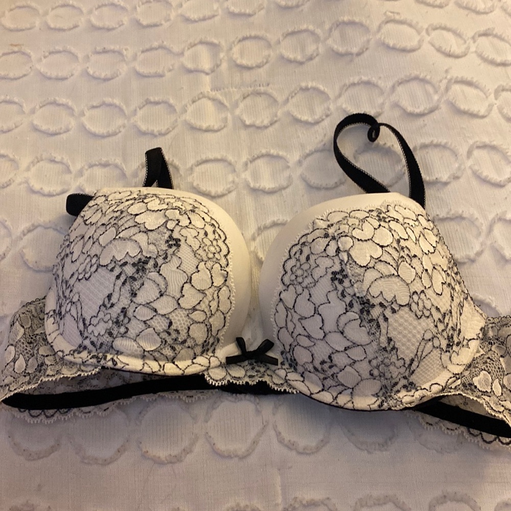 Victoria’s Secret lace push up bra